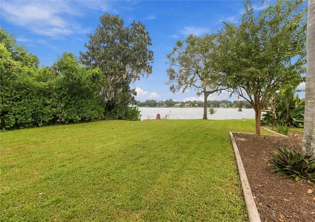 Photo 4 of Single family home for sale at 619 Gatlin Ave, Orlando, FL 32806 | MLS# O6445495 | Listing updated on 2026-10-22
