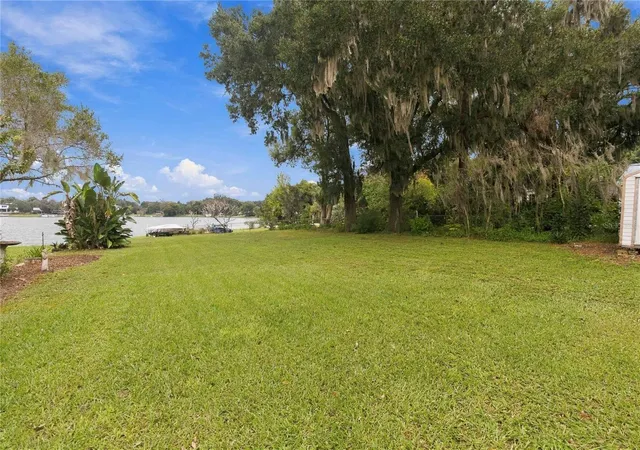 Photo 2 of Single family home for sale at 625 Gatlin Ave, Orlando, FL 32806 | MLS# O6445497 | Listing updated on 2026-10-22