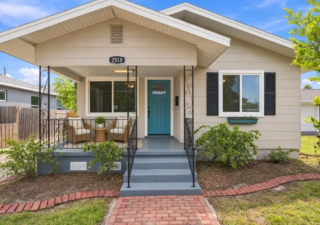 Single family home for sale at 2518 16th Avenue N, Saint Petersburg, FL 33713 | MLS# TB8552961