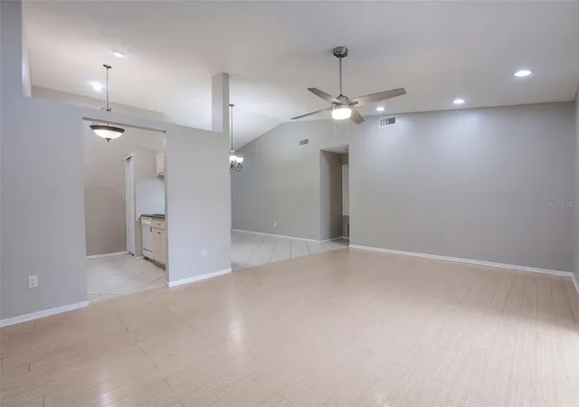 Photo 3 of Townhouse for sale at 102 Oakridge Ct, Sanford, FL 32773 | MLS# O6445498 | Listing updated on 2026-10-08