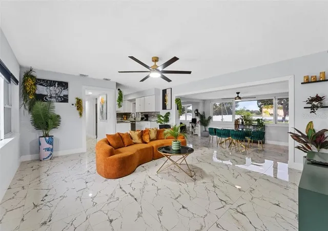 Photo 4 of Single family home for sale at 8120 Gondola Dr, Orlando, FL 32809 | MLS# O6445501 | Listing updated on 2026-09-29