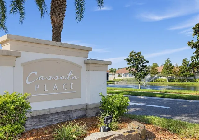 Photo 2 of Single family home for sale at 125 Colebrook Ct, Venice, FL 34292 | MLS# O6445502 | Listing updated on 2026-10-10