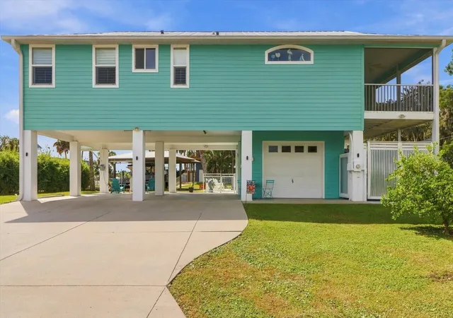Photo 4 of Single family home for sale at 2120 NW 15th Street, Crystal River, FL 34428 | MLS# G5118380 | Listing updated on 2026-10-07