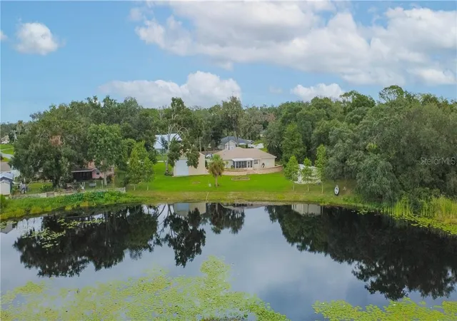 Photo 3 of Sale Pending at 7732 E Pocono Dr, Inverness, FL 34450 | MLS# CC858242 | Listing updated on 2026-10-09