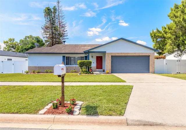 Photo 1 of Single family home for sale at 338 Springview Dr, Sanford, FL 32773 | MLS# V4951556 | Listing updated on 2026-09-30