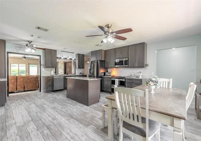 Photo 3 of Single family home for sale at 338 Springview Dr, Sanford, FL 32773 | MLS# V4951556 | Listing updated on 2026-09-30