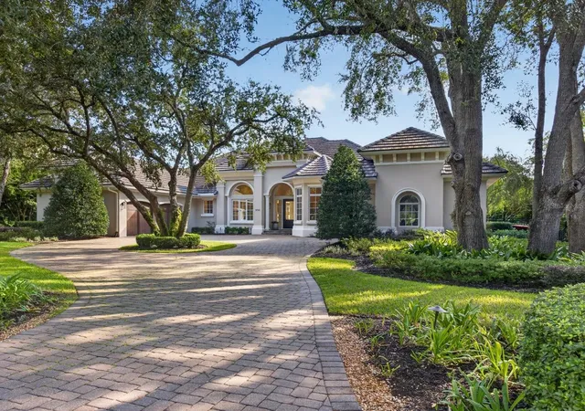Photo 2 of Single family home for sale at 8761 NW 31st Lane Rd, Ocala, FL 34482 | MLS# O6445513 | Listing updated on 2026-10-08
