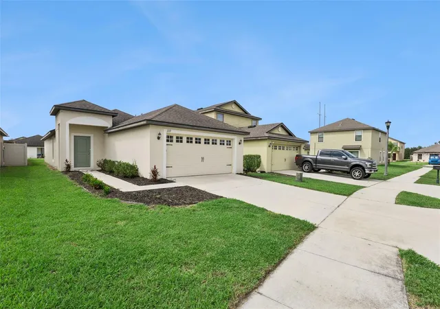 Photo 3 of Single family home for sale at 2119 Peyto Way, Lakeland, FL 33805 | MLS# O6445514 | Listing updated on 2026-10-02