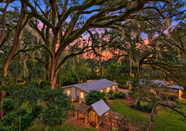 Photo 1 of Single family home for sale at 17011 Nw 110th Avenue, Alachua, FL 32615 | MLS# GC543847 | Listing updated on 2026-10-09