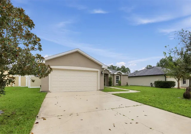 Photo 2 of Single family home for sale at 10 Riviera Ests Dr, Palm Coast, FL 32164 | MLS# C7531325 | Listing updated on 2026-10-09