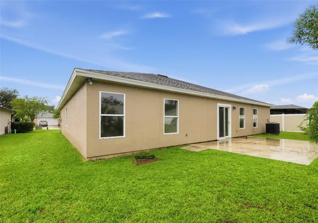 Photo 3 of Single family home for sale at 10 Riviera Ests Dr, Palm Coast, FL 32164 | MLS# C7531325 | Listing updated on 2026-10-09
