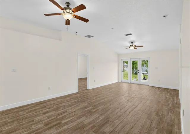 Photo 4 of Single family home for sale at 7320 Tomberlin Ln, Mount Dora, FL 32757 | MLS# C7531326 | Listing updated on 2026-10-08
