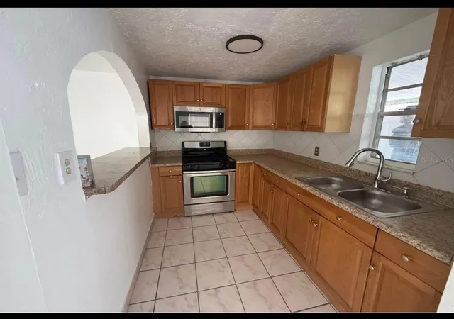 Photo 4 of Single family home for sale at 7210 N Hubert Ave, Tampa, FL 33614 | MLS# TB8552985 | Listing updated on 2026-10-01