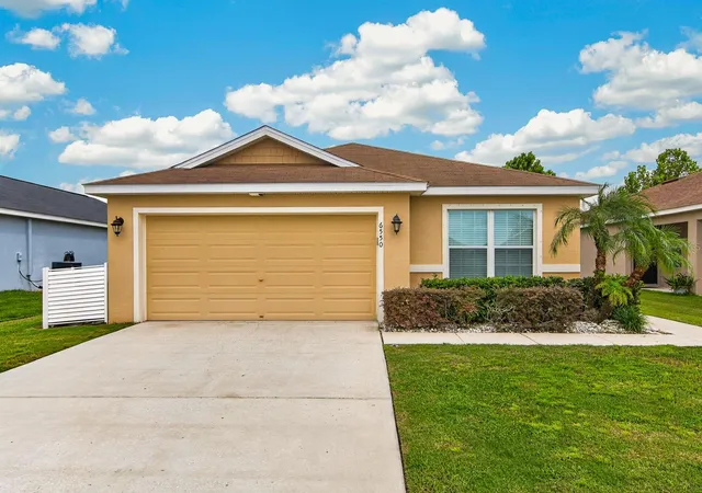 Photo 1 of Single family home for sale at 6550 Bayston Hl Pl, Zephyrhills, FL 33541 | MLS# TB8552991 | Listing updated on 2026-09-30