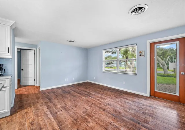 Photo 2 of Single family home for sale at 511 Evergreen St, New Smyrna Beach, FL 32169 | MLS# NS1089376 | Listing updated on 2026-10-01
