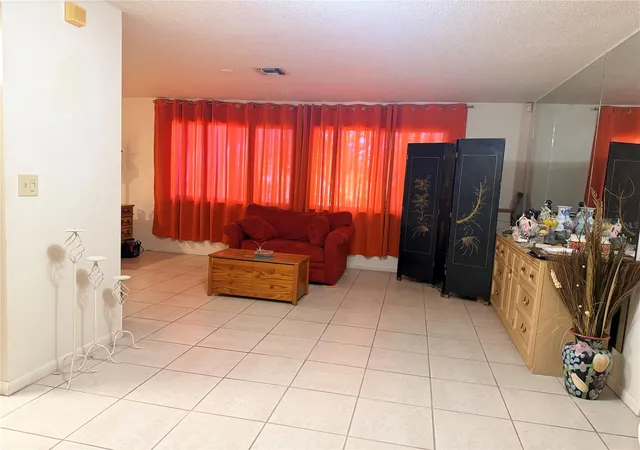 Photo 4 of Single family home for sale at 1148 Lyle St, Port Charlotte, FL 33952 | MLS# D6148961 | Listing updated on 2026-10-23
