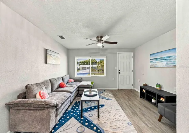 Photo 4 of Single family home for sale at 123 Virginia Ct, Englewood, FL 34223 | MLS# C7531329 | Listing updated on 2026-10-03