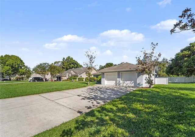 Photo 2 of Single family home for sale at 8807 Wellesly Ct, Odessa, FL 33556 | MLS# TB8553006 | Listing updated on 2026-10-02