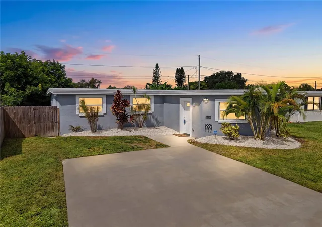 Photo 1 of Single family home for sale at 9218 86th Street N, Seminole, FL 33777 | MLS# TB8553009 | Listing updated on 2026-09-29