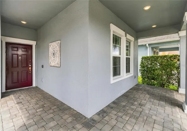 Photo 3 of Single family home for sale at 3074 White Horse Ct, Kissimmee, FL 34746 | MLS# S5158465 | Listing updated on 2026-10-06