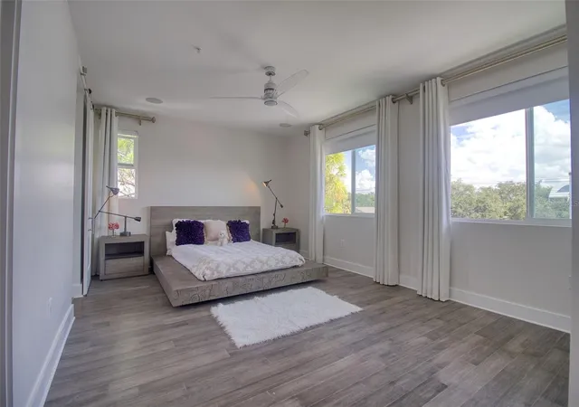 Photo 3 of Townhouse for sale at 3100 W Paul Ave #2, Tampa, FL 33611 | MLS# TB8553013 | Listing updated on 2026-10-03