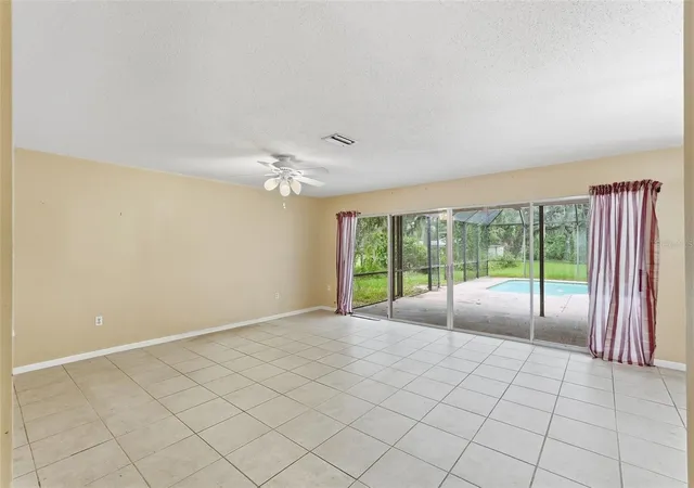 Photo 4 of Single family home for sale at 1411 52 Street E, Palmetto, FL 34221 | MLS# TB8553024 | Listing updated on 2026-10-07