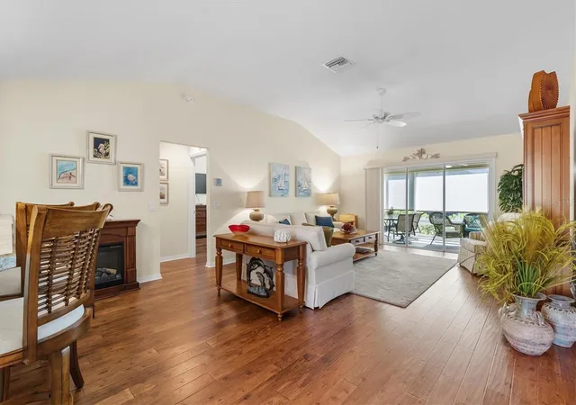 Photo 4 of Single family home for sale at 3593 Barrel Loop, The Villages, FL 32163 | MLS# O6445570 | Listing updated on 2026-09-28
