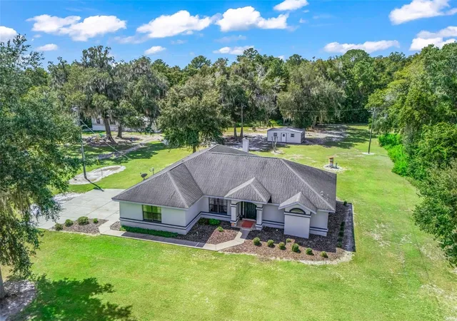 Single family home for sale at 13130 NW 87th Avenue Rd, REDDICK, FL 32686 | MLS# OM733045