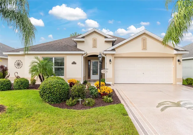 Photo 3 of Single family home for sale at 825 Ulelah St, The Villages, FL 32163 | MLS# G5118384 | Listing updated on 2026-09-28