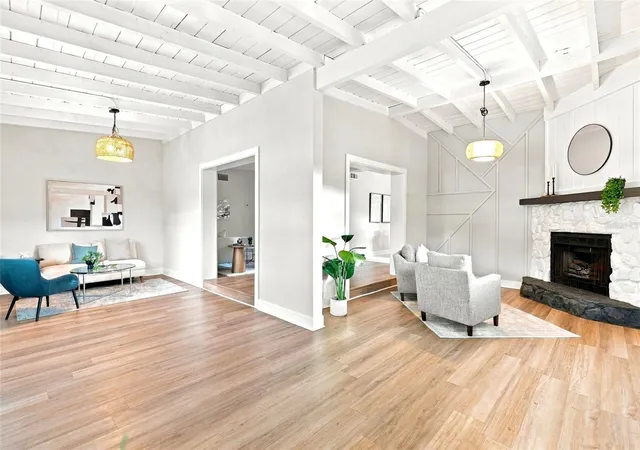 Photo 3 of Single family home for sale at 340 55th Avenue S, Saint Petersburg, FL 33705 | MLS# TB8553028 | Listing updated on 2026-10-20