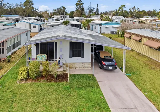 Manufactured home for sale at 12117 Cartwright Dr, HUDSON, FL 34667 | MLS# W7889902