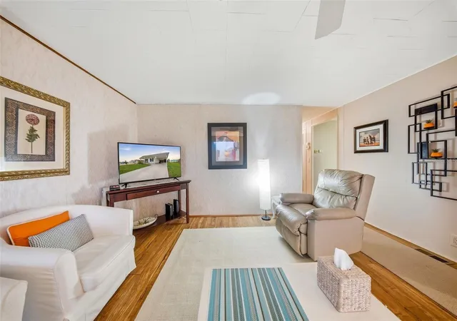 Photo 3 of Manufactured home for sale at 12117 Cartwright Dr, Hudson, FL 34667 | MLS# W7889902 | Listing updated on 2026-10-01