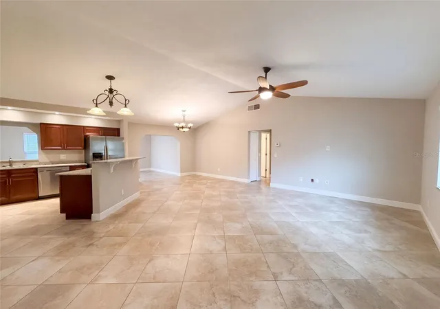 Photo 3 of Single family home for sale at 881 Vicksburg St, Deltona, FL 32725 | MLS# O6445595 | Listing updated on 2026-10-09