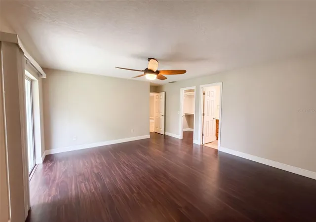 Photo 3 of Single family home for sale at 881 Vicksburg St, Deltona, FL 32725 | MLS# O6445595 | Listing updated on 2026-10-09
