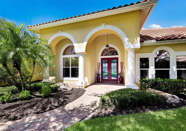 Photo 2 of Single family home for sale at 8250 Hugh Alison Pl, Sarasota, FL 34240 | MLS# A4707765 | Listing updated on 2026-10-05