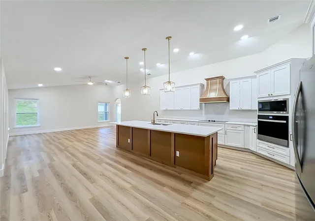 Photo 2 of Single family home for sale at 12625 Douglas Fir Ct, Clermont, FL 34711 | MLS# O6445602 | Listing updated on 2026-10-07