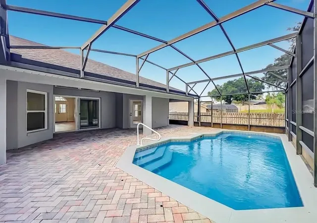 Photo 3 of Single family home for sale at 12625 Douglas Fir Ct, Clermont, FL 34711 | MLS# O6445602 | Listing updated on 2026-10-07