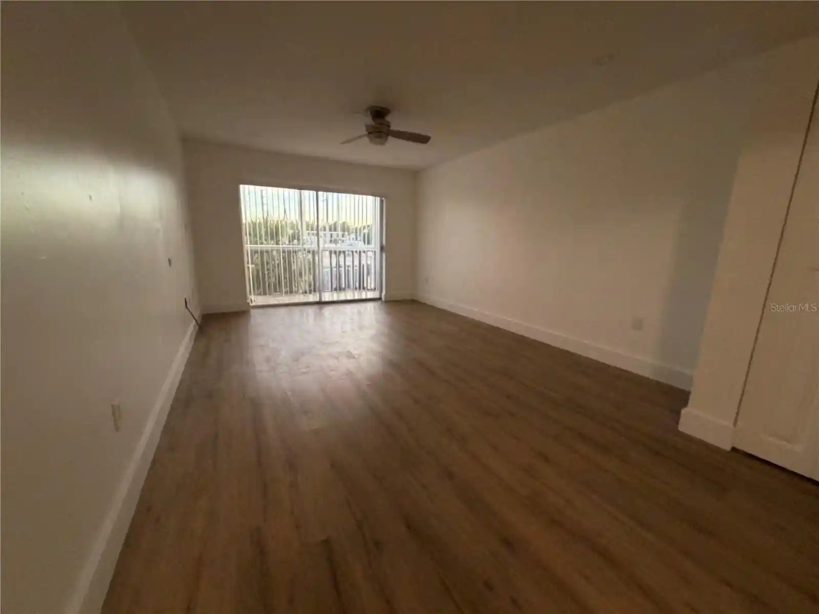 Listing Photo 2 - Condo for sale in 2225 Holden Ave located at 2225 Holden Ave, ORLANDO, FL 32839 - Unit #210