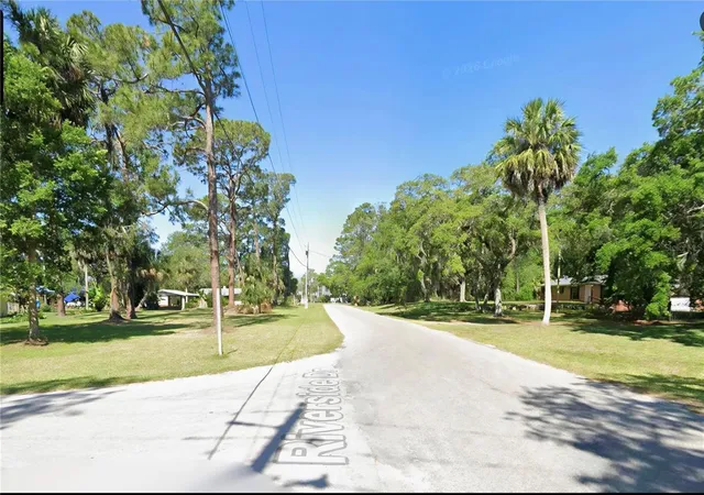 Photo 2 of Land for sale at Hickory Ave, Yankeetown, FL 34498 | MLS# TB8553037 | Listing updated on 2026-10-09