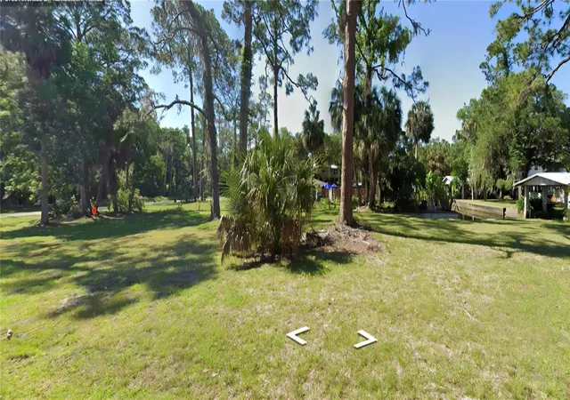 Photo 4 of Land for sale at Hickory Ave, Yankeetown, FL 34498 | MLS# TB8553037 | Listing updated on 2026-10-09