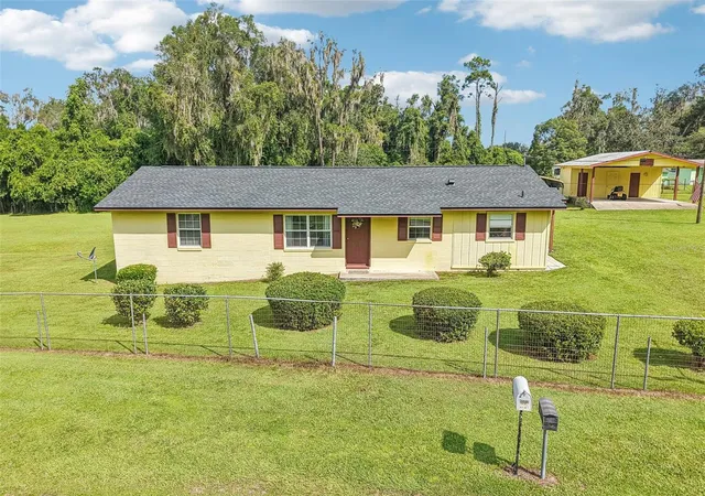 Photo 1 of Single family home for sale at 8560 Cr 638, Bushnell, FL 33513 | MLS# G5118385 | Listing updated on 2026-09-30