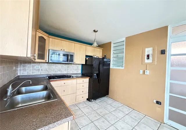 Photo 3 of Sale Pending at 216 Colinas Fairview, Trujillo Alto, PR 00976 | MLS# PR9124552 | Listing updated on 2026-10-13