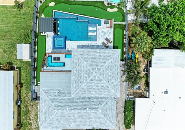 Photo 1 of Single family home for sale at 310 Bryn Mawr Is, Bradenton, FL 34207 | MLS# A4707768 | Listing updated on 2026-09-30