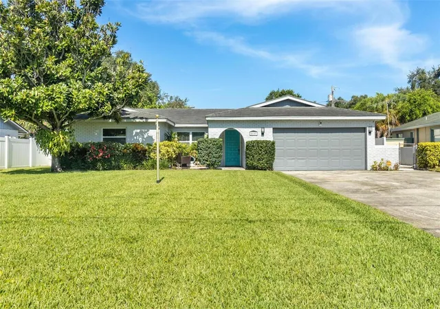 Photo 1 of Single family home for sale at 5127 Caesar Way S, Saint Petersburg, FL 33712 | MLS# TB8553043 | Listing updated on 2026-10-30