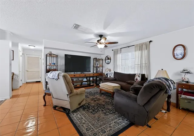 Photo 4 of Single family home for sale at 12394 SE 139th Avenue, Ocklawaha, FL 32179 | MLS# TB8553051 | Listing updated on 2026-10-09