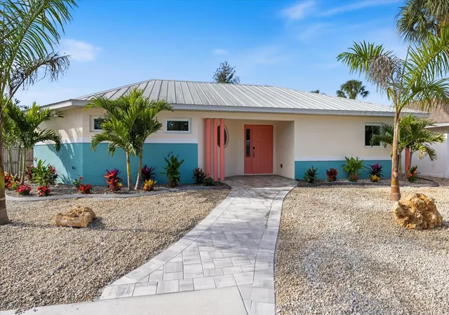 Photo 1 of Single family home for sale at 842 Guild Dr, Venice, FL 34285 | MLS# N6145975 | Listing updated on 2026-10-07
