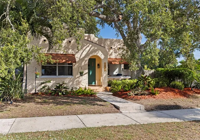Photo 1 of Single family home for sale at 1037 51st Avenue N, Saint Petersburg, FL 33703 | MLS# TB8553056 | Listing updated on 2026-10-08