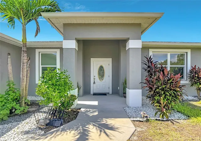 Photo 2 of Single family home for sale at 6027 Acorn Cir, Labelle, FL 33935 | MLS# D6148964 | Listing updated on 2026-10-02