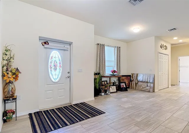 Photo 3 of Single family home for sale at 6027 Acorn Cir, Labelle, FL 33935 | MLS# D6148964 | Listing updated on 2026-10-02