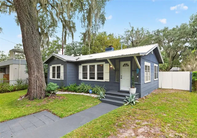Photo 1 of Single family home for sale at 1242 Nw 30th Avenue, Gainesville, FL 32609 | MLS# GC543848 | Listing updated on 2026-10-09